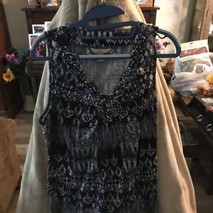 Sleeveless blouse